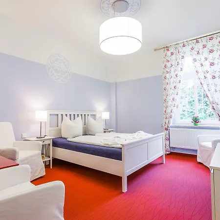 Parkhotel Muldental 3*