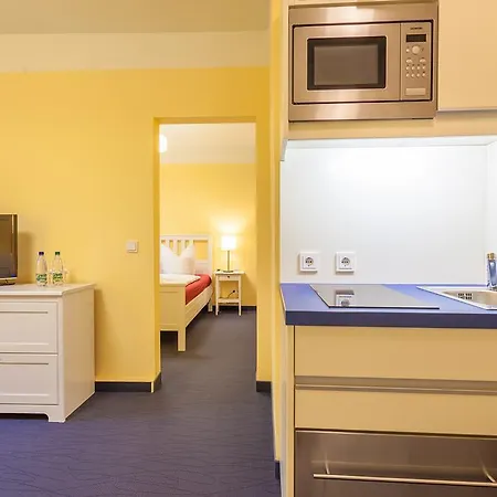 דירה Parkhotel Muldental 3*