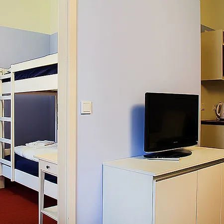 דירה Parkhotel Muldental 3*