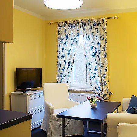 דירה Parkhotel Muldental 3*
