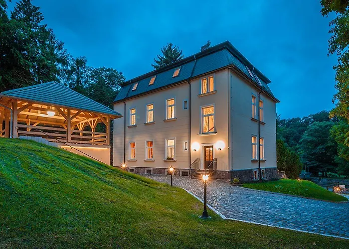 شقة Parkhotel Muldental