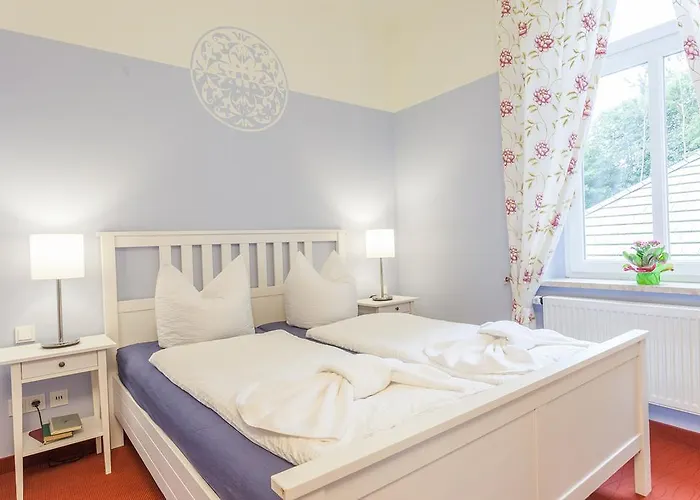 Parkhotel Muldental 3*