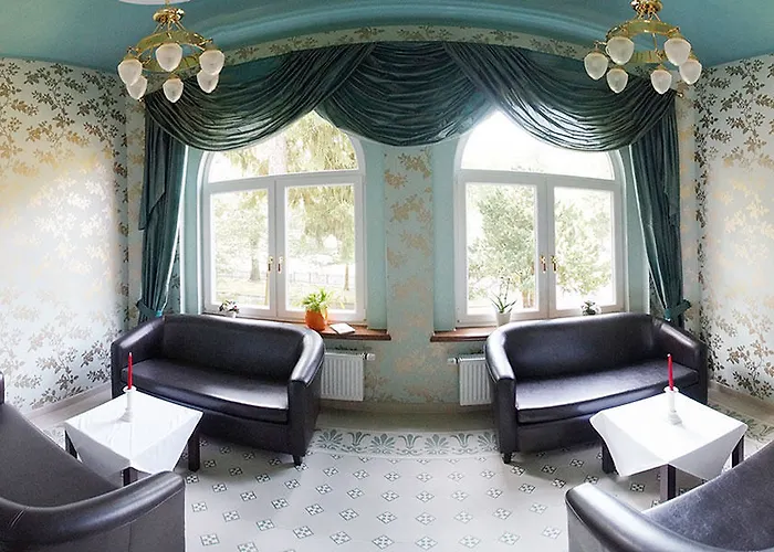 شقة Parkhotel Muldental